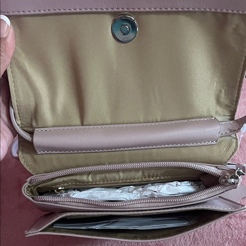 Giani Bernini Blush Crossbody Bag - Picture 3 of 4